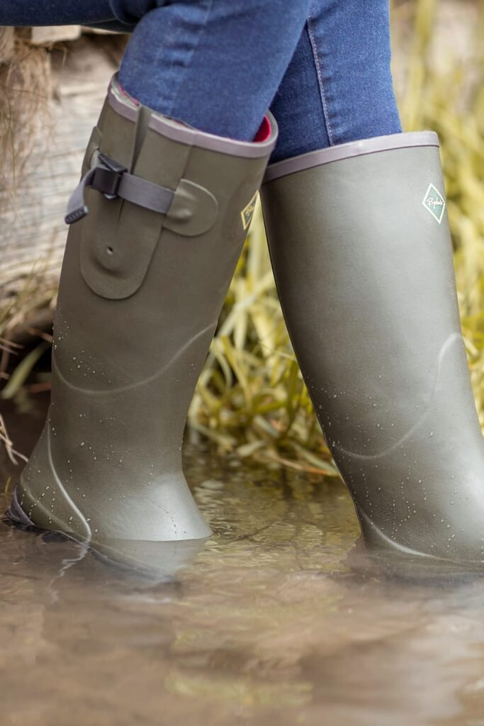 Boots (1) - White Diamond